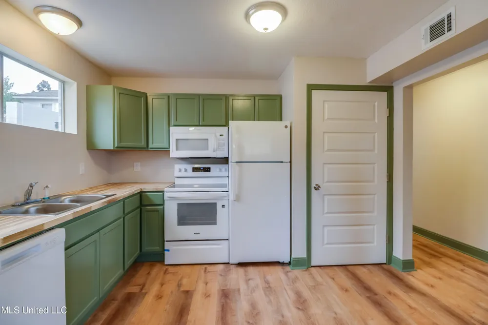 150 Pat Harrison Street Biloxi, MS 39530