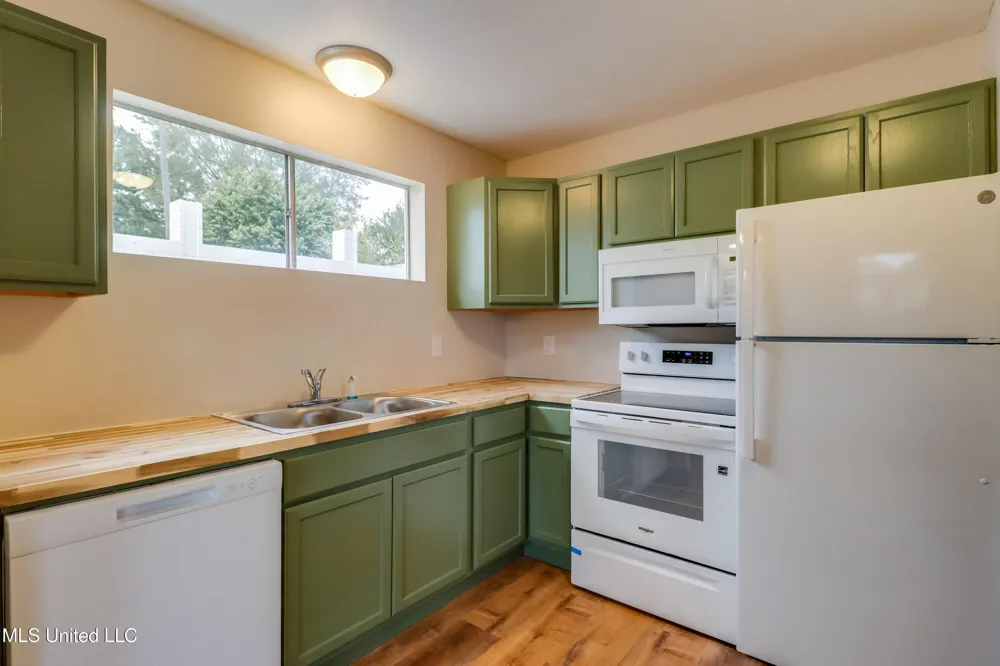 150 Pat Harrison Street Biloxi, MS 39530