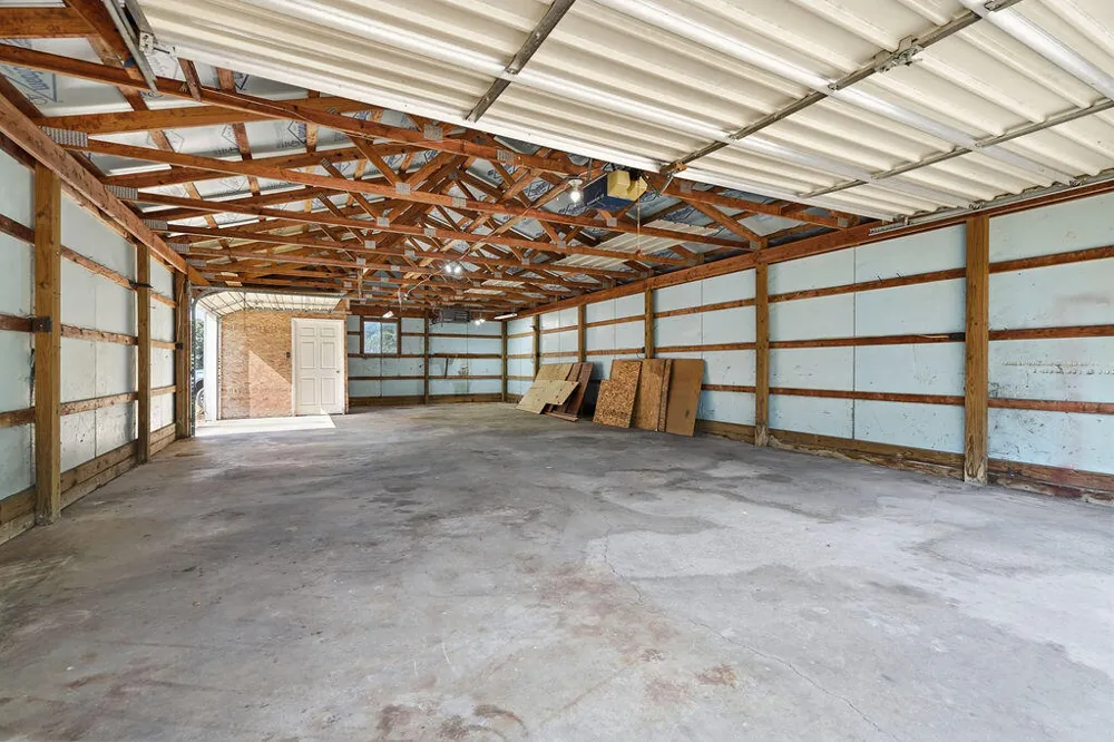 6649 122nd Avenue Fennville, MI 49408