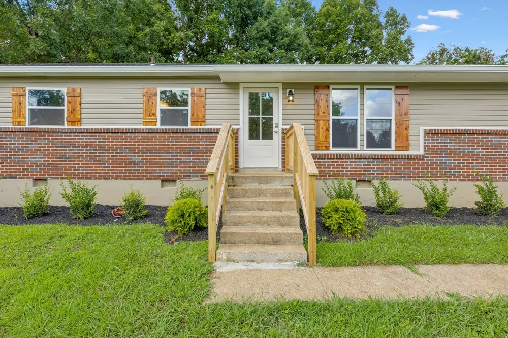 668 Jackson Ave Lewisburg, TN 37091