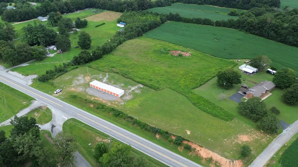 11430 Smithville Hwy Smithville, TN 37166