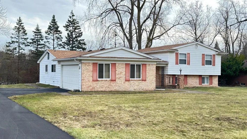 2665 Peterboro Road West Bloomfield, MI 48323