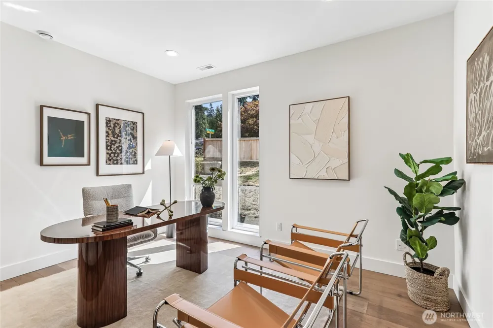 3978 162nd Place SE Bellevue, WA 98006