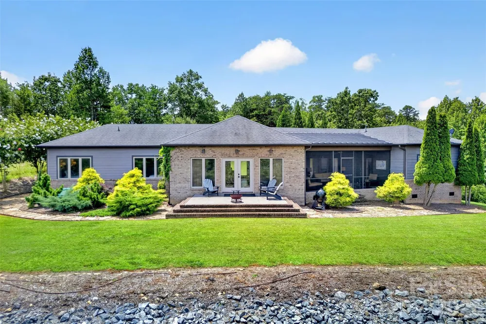 362 Captains Drive Nebo, NC 28761