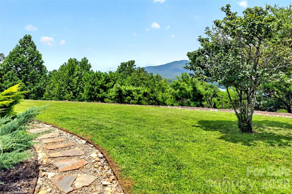 362 Captains Drive Nebo, NC 28761