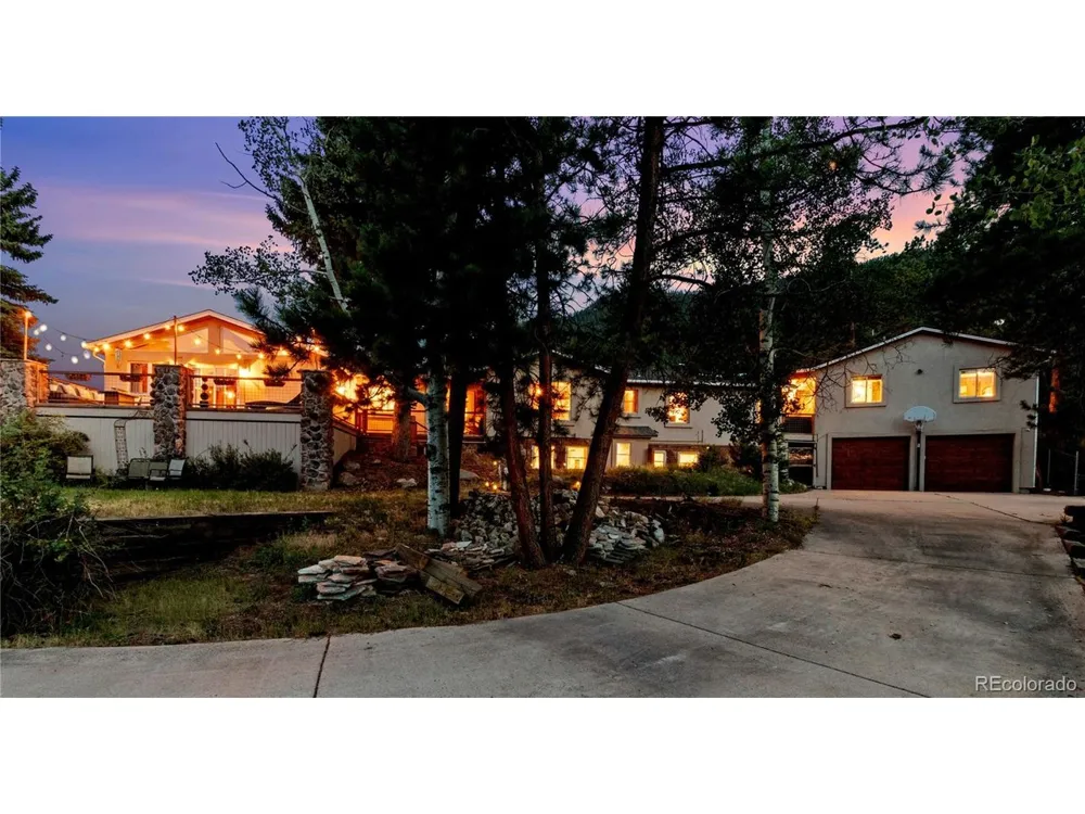 8825 Chipita Park Road Cascade, CO 80809