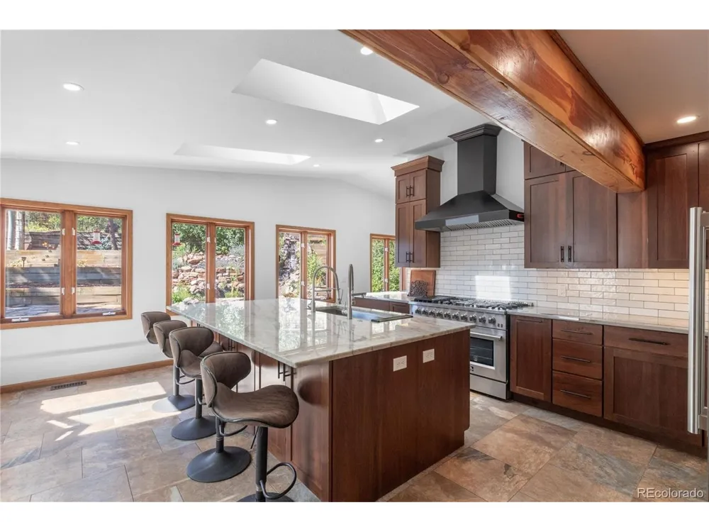 8825 Chipita Park Road Cascade, CO 80809