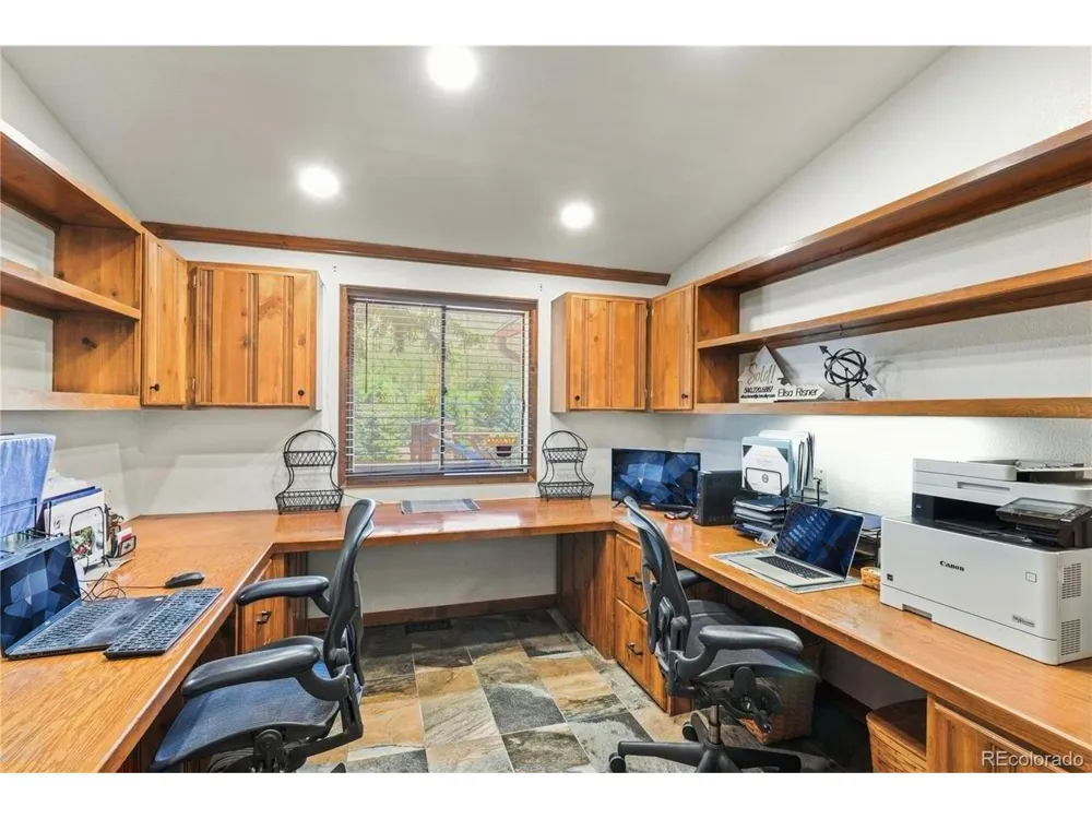 8825 Chipita Park Road Cascade, CO 80809