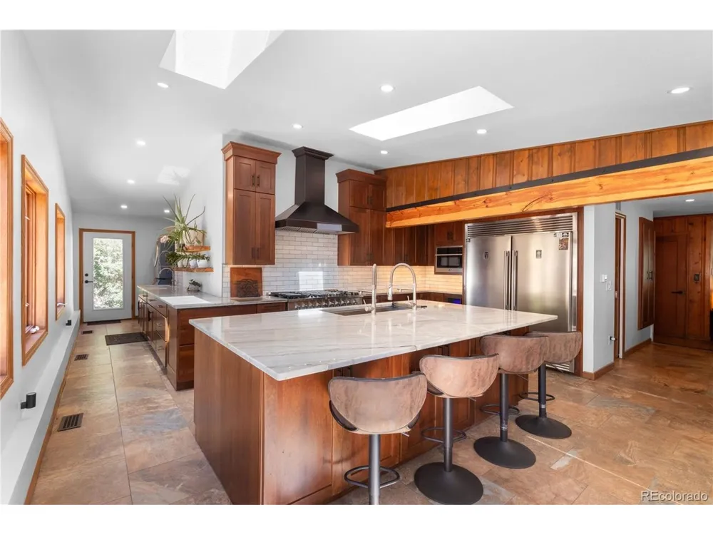 8825 Chipita Park Road Cascade, CO 80809