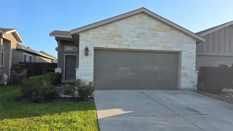 9760 Grosbeak Lane