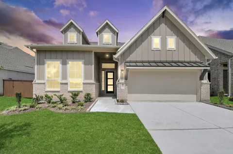 9507 Chateau Hill