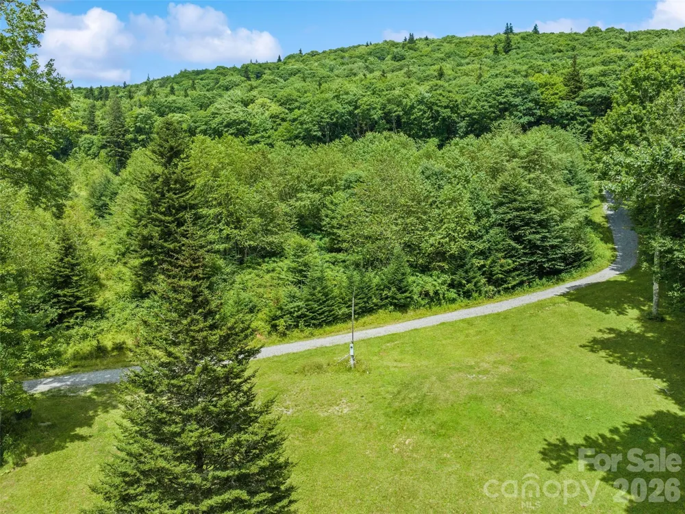 261 Yonah Drive Maggie Valley, NC 28751