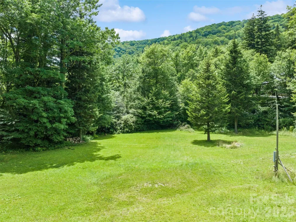 261 Yonah Drive Maggie Valley, NC 28751