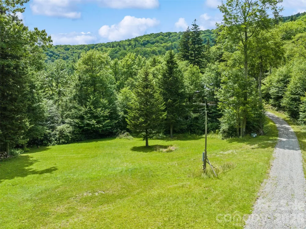 261 Yonah Drive Maggie Valley, NC 28751