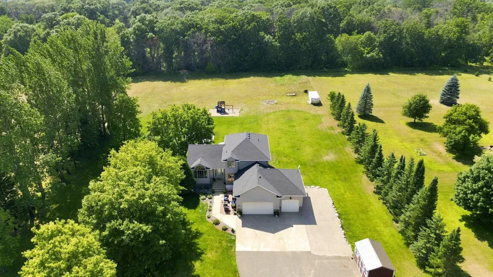 29528 139th Street NW Princeton, MN 55371