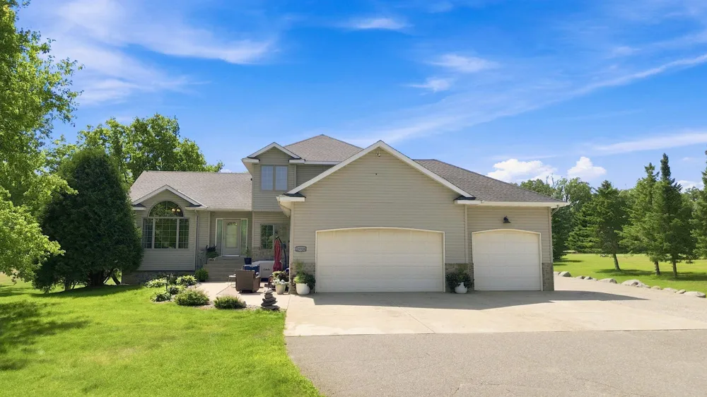 29528 139th Street NW Princeton, MN 55371
