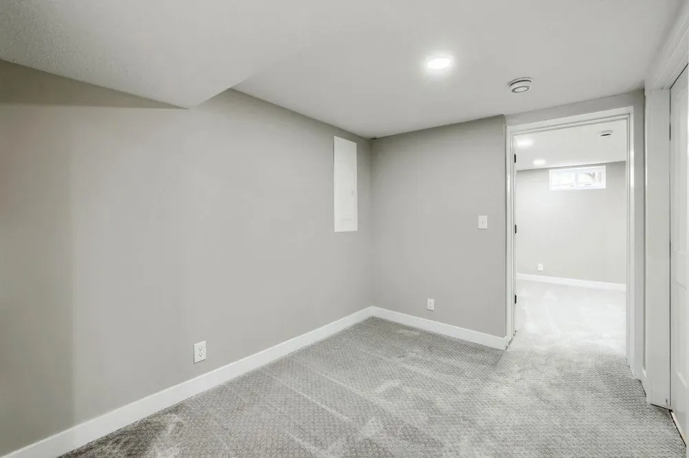 3694 Upper 73rd Street E Inver Grove Heights, MN 55076