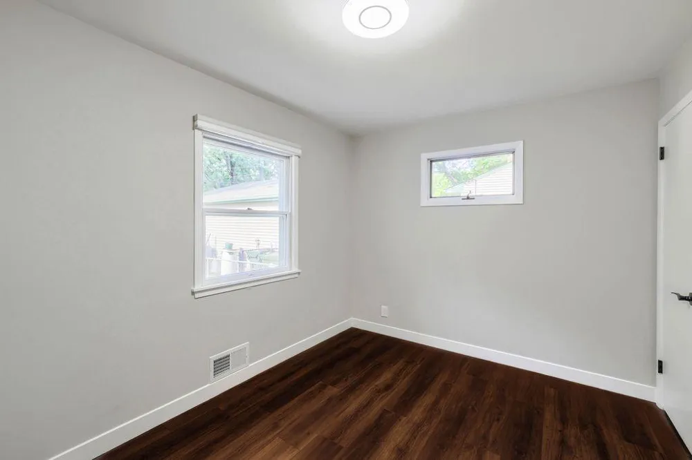 3694 Upper 73rd Street E Inver Grove Heights, MN 55076