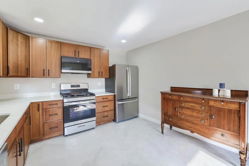 3694 Upper 73rd Street E Inver Grove Heights, MN 55076