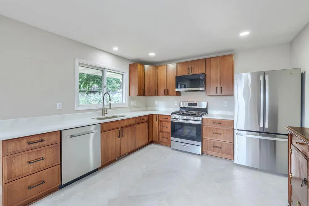 3694 Upper 73rd Street E Inver Grove Heights, MN 55076