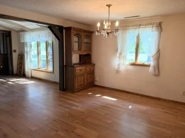 2022 River Road Windom, MN 56101