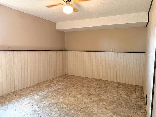 2022 River Road Windom, MN 56101