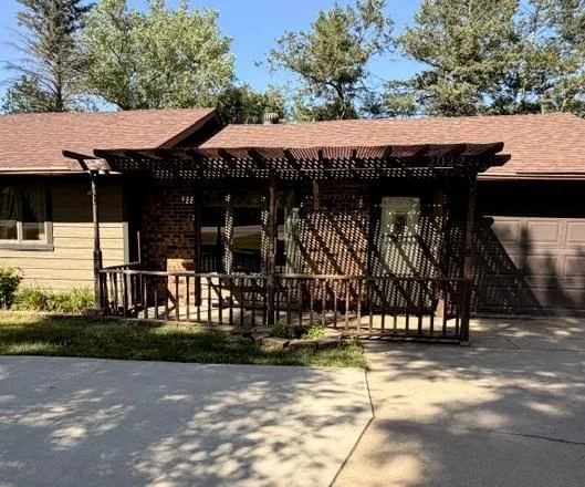 2022 River Road Windom, MN 56101