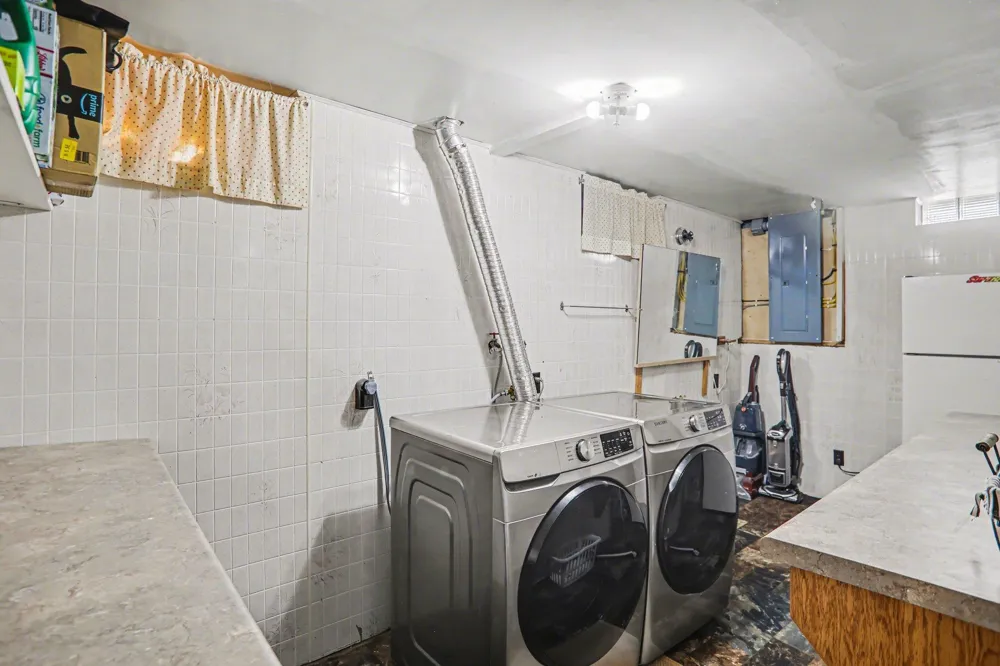 808 Oakley Street Luverne, MN 56156