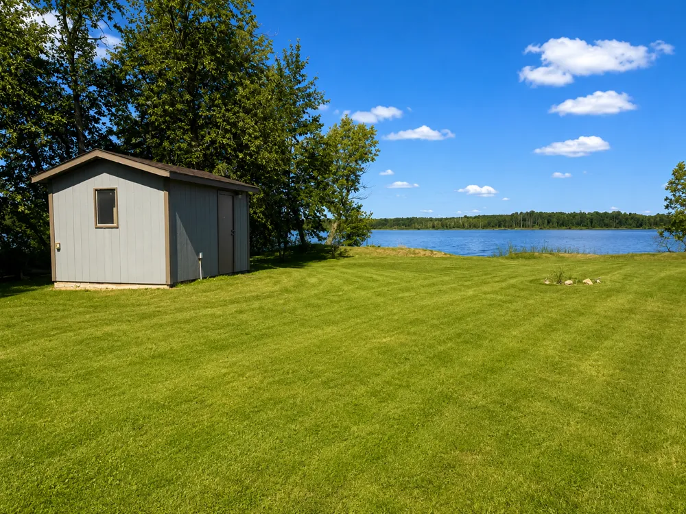 49410 Center Point Road Bigfork, MN 56628