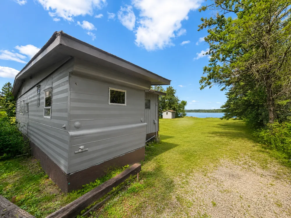 49410 Center Point Road Bigfork, MN 56628