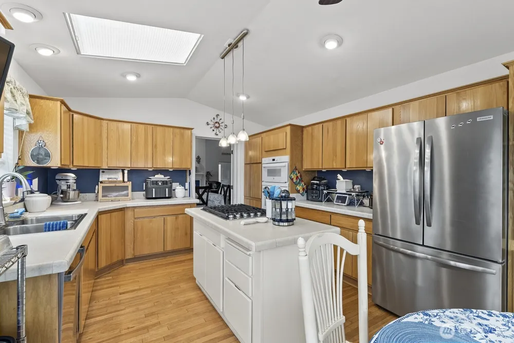 27229 217th Place SE #162 Maple Valley, WA 98038