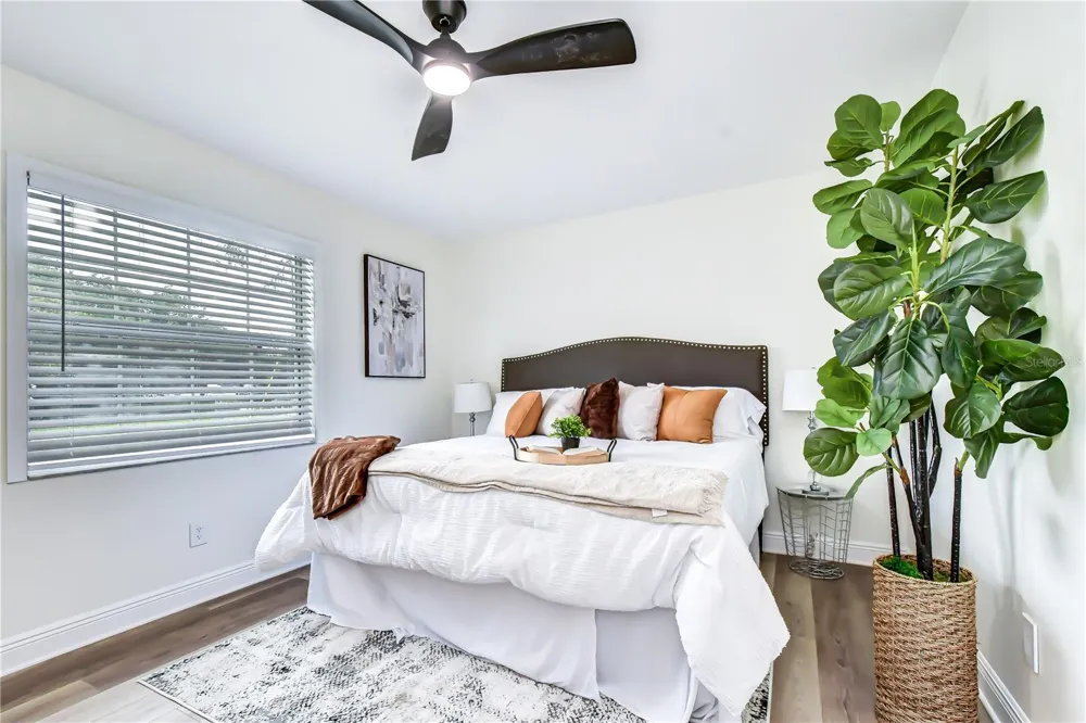 2101 W HAMILTON AVENUE Tampa, FL 33604