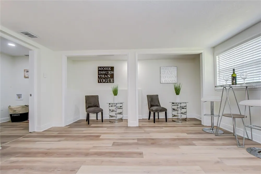 2101 W HAMILTON AVENUE Tampa, FL 33604