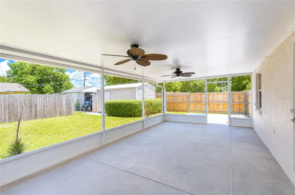 2101 W HAMILTON AVENUE Tampa, FL 33604