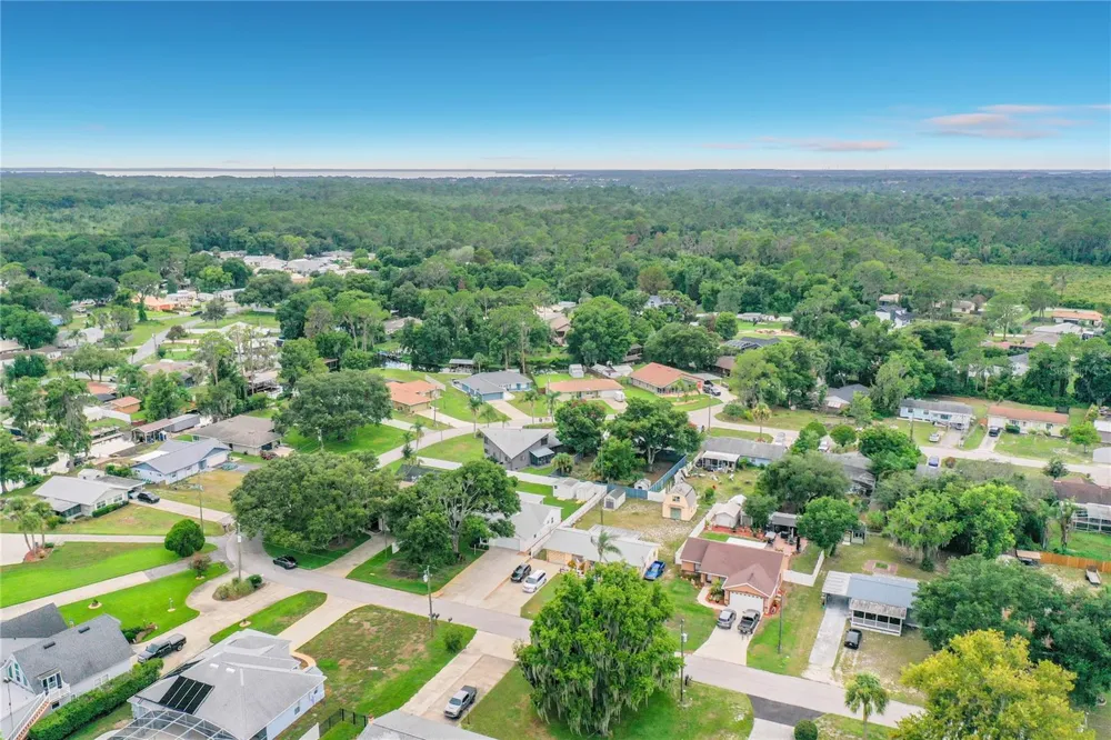 33909 LINDA LANE Leesburg, FL 34788