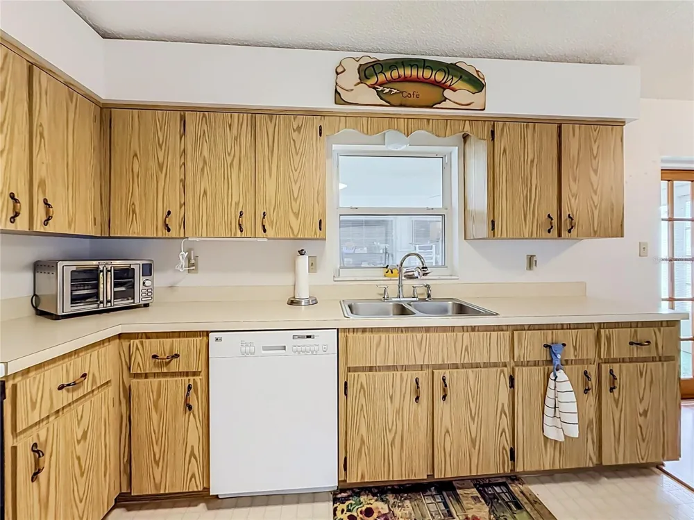 33909 LINDA LANE Leesburg, FL 34788