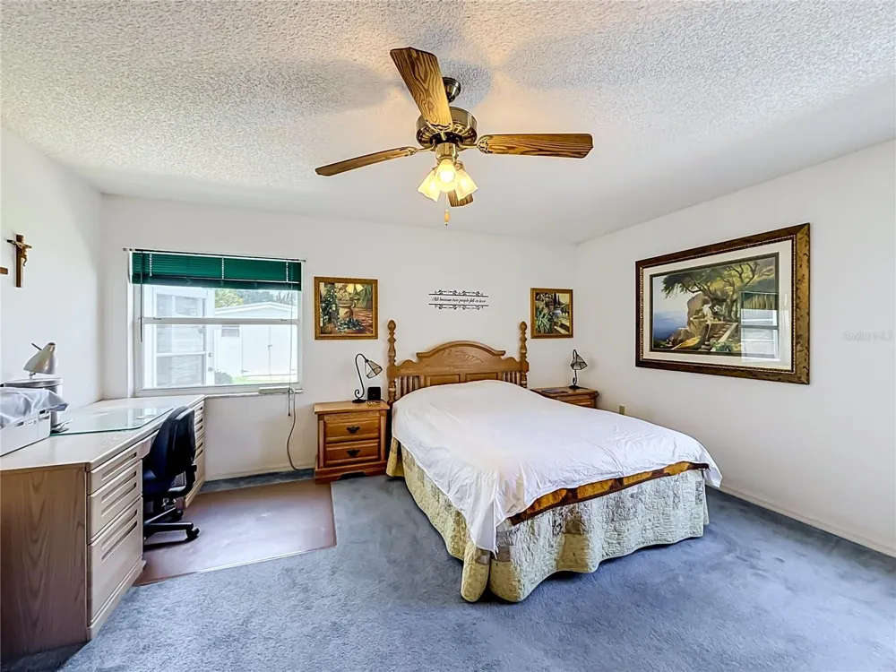 33909 LINDA LANE Leesburg, FL 34788