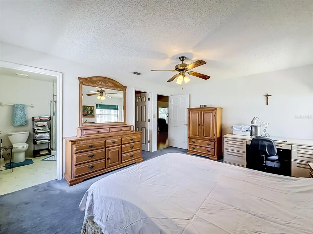 33909 LINDA LANE Leesburg, FL 34788