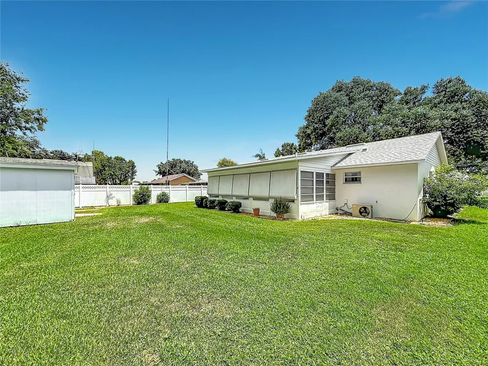 33909 LINDA LANE Leesburg, FL 34788