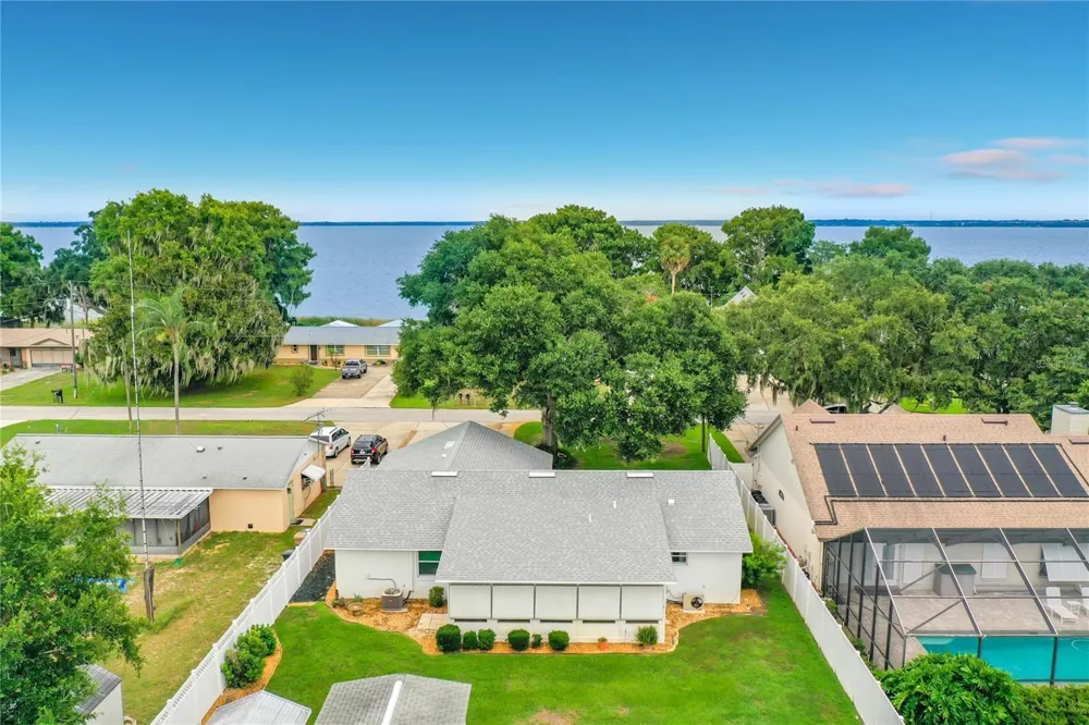 33909 LINDA LANE Leesburg, FL 34788