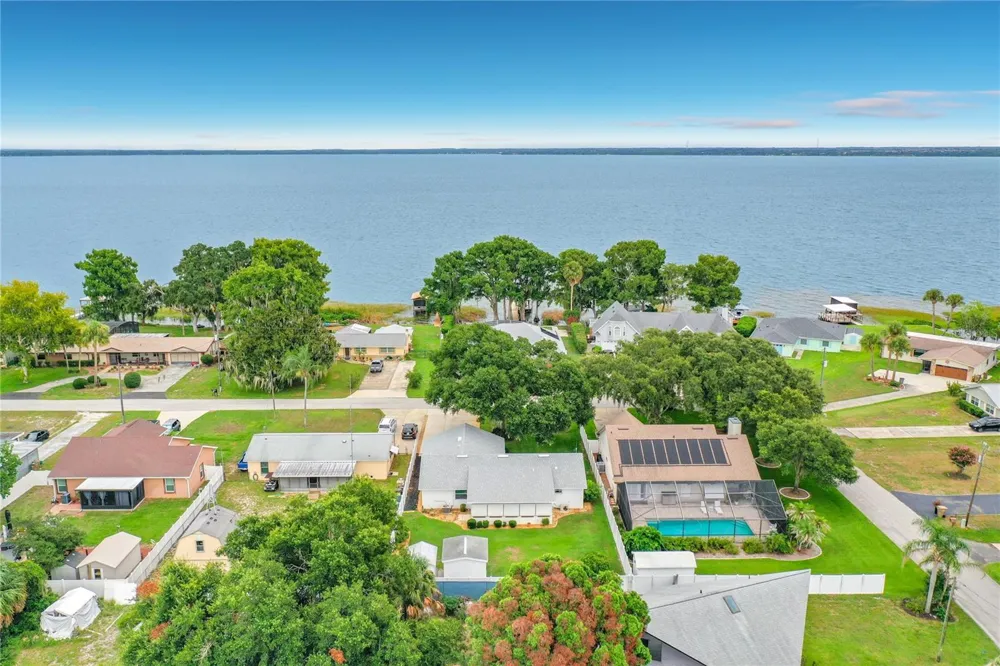 33909 LINDA LANE Leesburg, FL 34788
