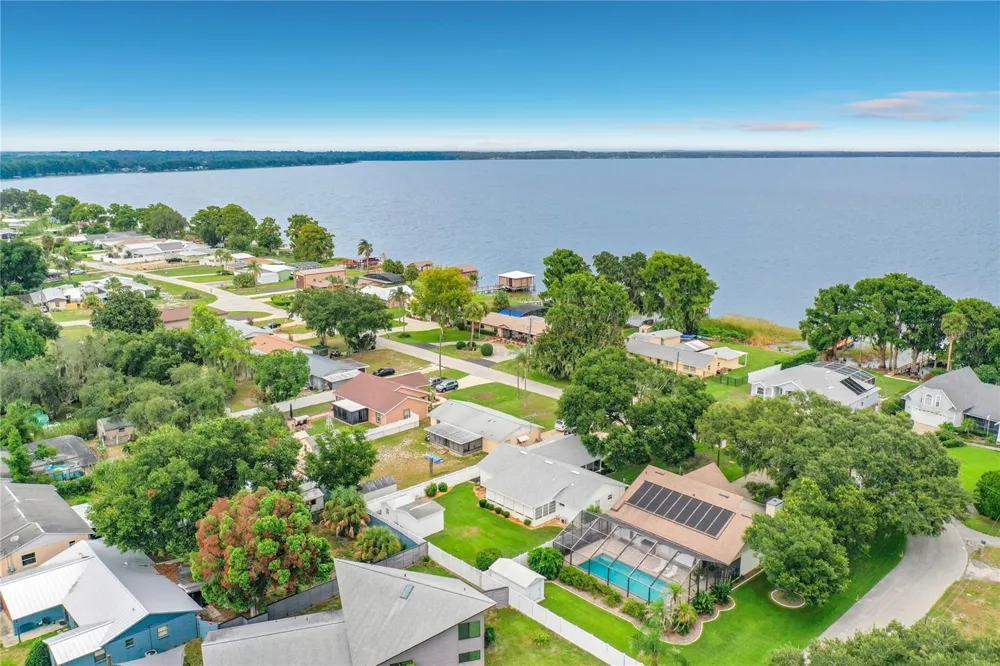 33909 LINDA LANE Leesburg, FL 34788