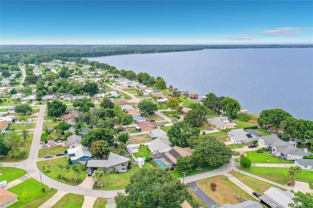 33909 LINDA LANE Leesburg, FL 34788