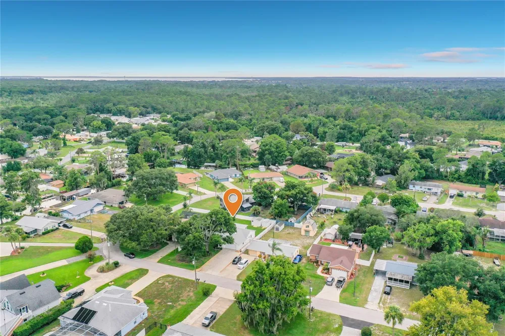 33909 LINDA LANE Leesburg, FL 34788