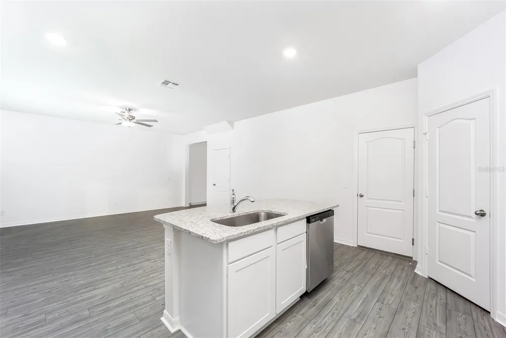 3712 BERGAMOT STREET Lake Alfred, FL 33850