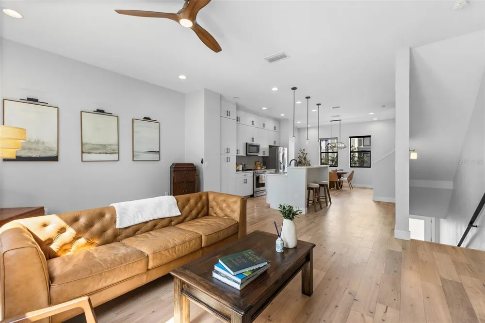401 OREGON AVENUE #9 Tampa, FL 33606