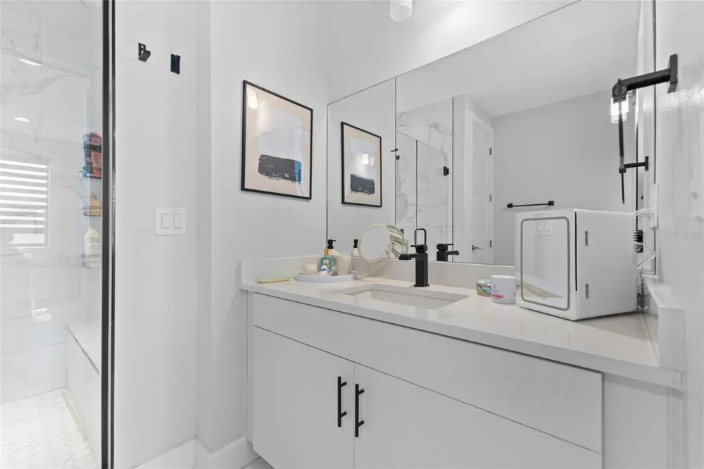 401 OREGON AVENUE #9 Tampa, FL 33606