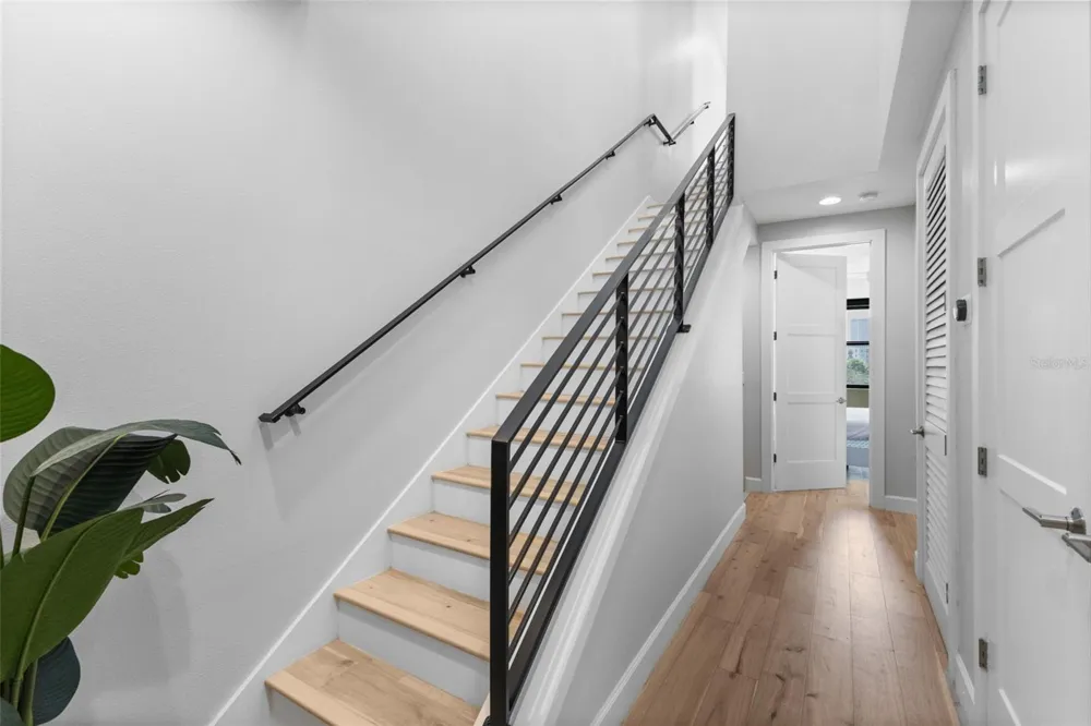 401 OREGON AVENUE #9 Tampa, FL 33606