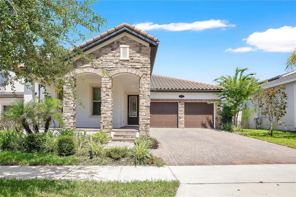 8318 VIVARO ISLE WAY Windermere, FL 34786