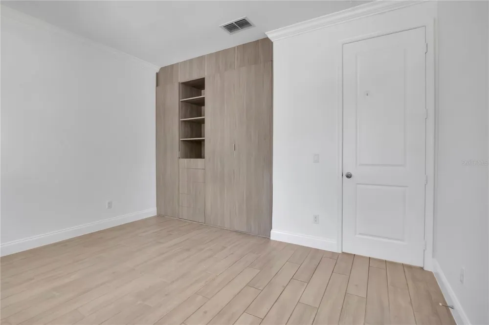 8318 VIVARO ISLE WAY Windermere, FL 34786
